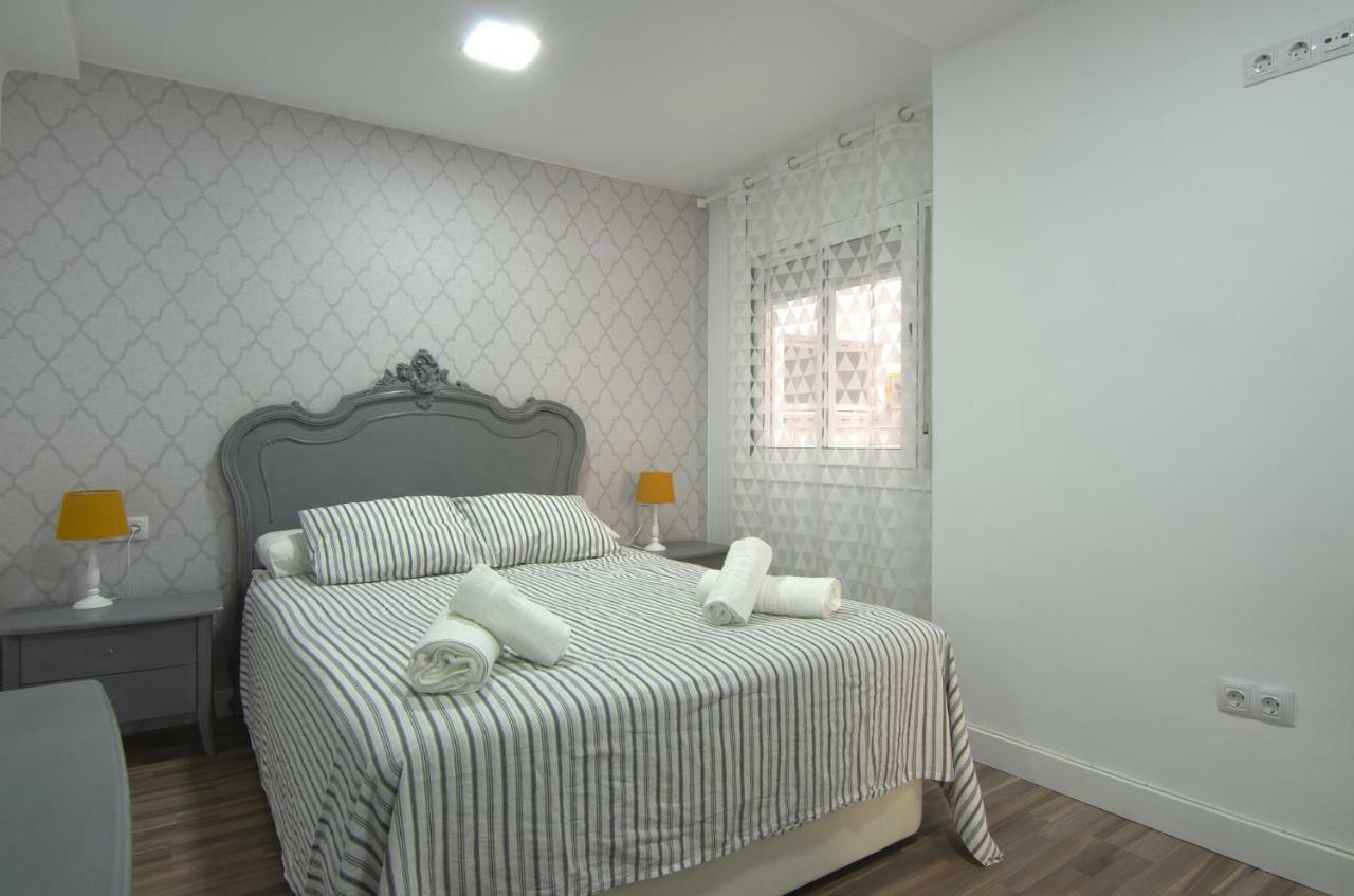 Apartment Ronda Sant Antoni Жерона Екстер'єр фото